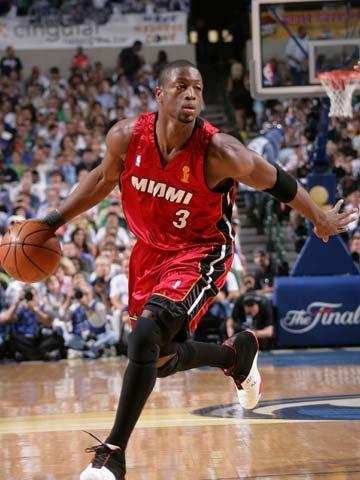 韦世豪：踢联赛就是为了亚冠，希望提升中超球队在亚冠的成绩（韦世豪：联赛为亚冠而战，盼助中超球队提升亚冠战绩）