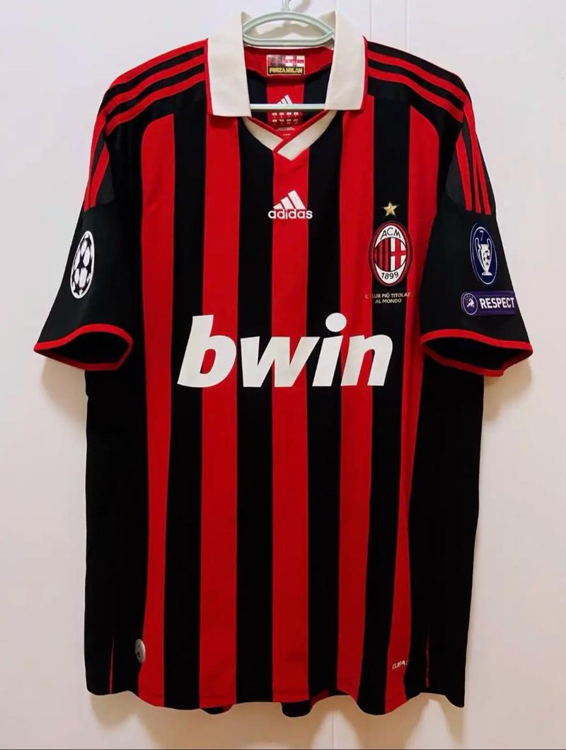 英超前瞻：伯恩利防守漏洞百出，切尔西头牌因伤缺阵（英超前瞻：伯恩利后防问题重重，切尔西核心因伤缺席）