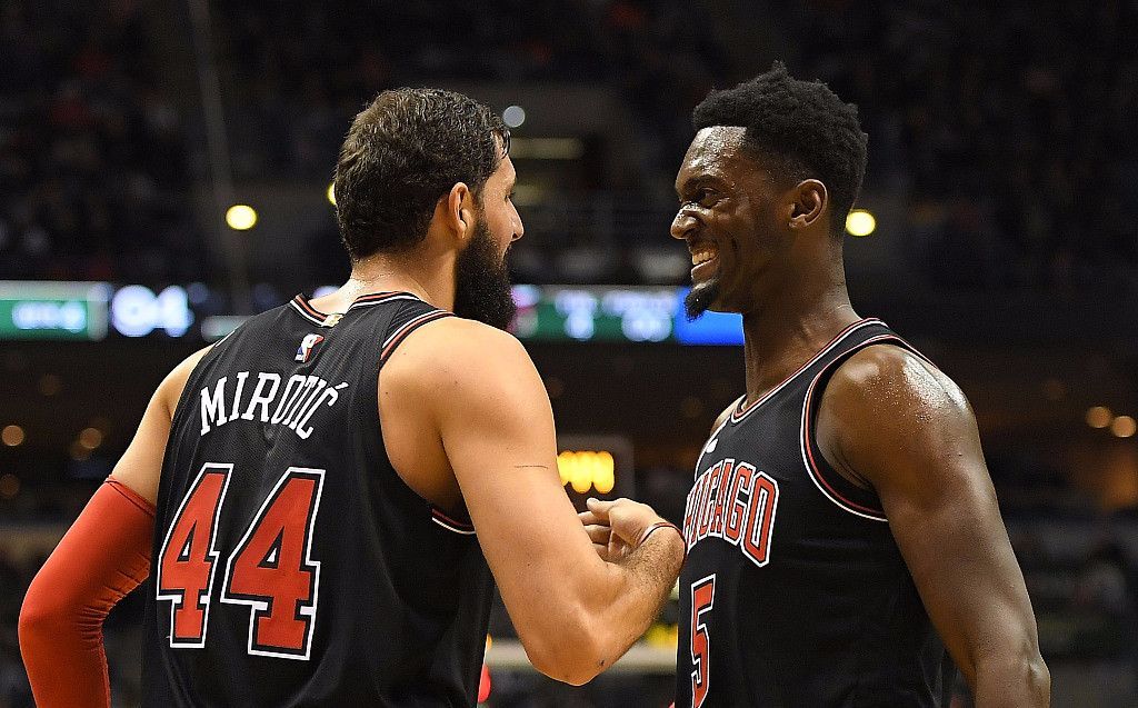 半场：皇马1-2曼城，罗德里戈破门，奥赖利扳平，哈兰德反超（半场战报：皇马1-2落后曼城，罗德里戈先开纪录，奥赖利扳平，哈兰德反超比分）