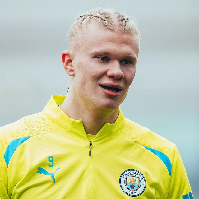 官方：前云南球员迪力穆拉提加盟中超新军辽宁铁人（中超新军辽宁铁人官宣签下前云南球员迪力穆拉提）