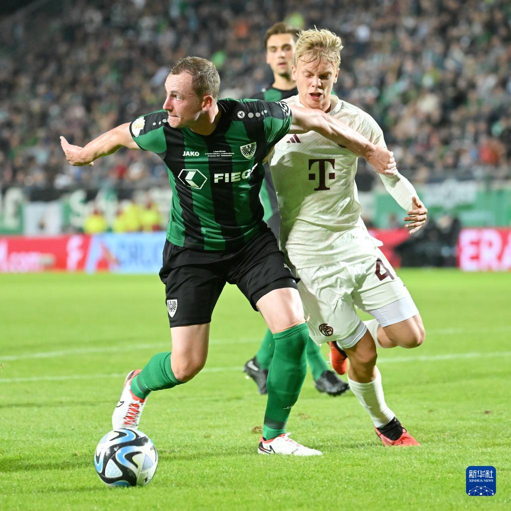 斯洛特：我没说过不会找萨拉赫谈；近三场联赛我们已经有改变（斯洛特澄清：从未排除与萨拉赫沟通，近三轮联赛已出现变化）