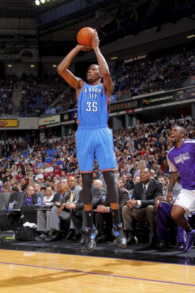 混团世界杯最新积分榜！4强锁定，1场绝杀，日本变阵真能撼动国乒王座吗？（混团世界杯积分更新：四强出炉，绝杀一战后，日本变阵能否撼动国乒霸主？）