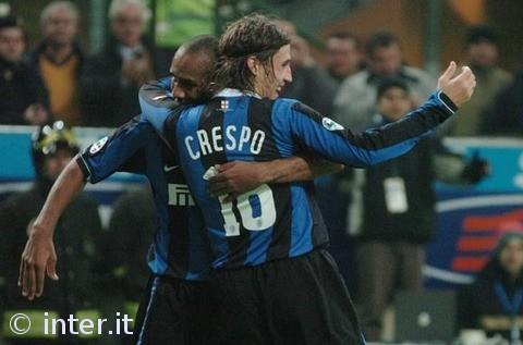 打败了看似无解的梅拉布，彼得-严时隔1975天再次成为了雏量级世界冠军！（彼得-严击退“无解”梅拉布，时隔1975天重夺雏量级世界冠军！）