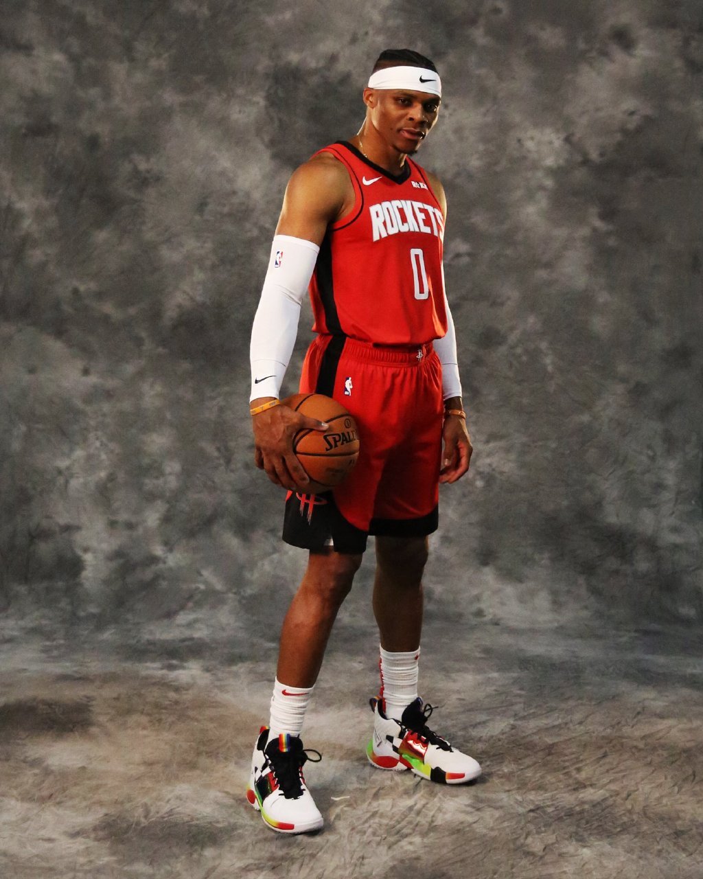 尴尬！南定绿钢9-0狂胜东方，仍因1粒总进球劣势小组出局（无奈！南定绿钢9-0大胜东方，仍以总进球少1球无缘小组出线）