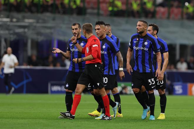 六台：皇马准备了一份内格雷拉时期的调查报告，即将交给FIFA（六台称：皇马已就内格雷拉时期完成调查报告，近期递交FIFA）