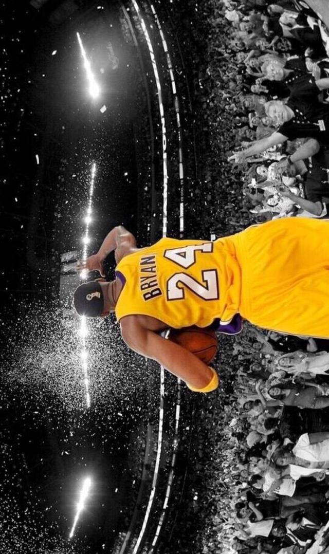 意媒：上个月跖骨骨折的梅雷特还将缺阵20天，意超杯有望复出（意媒：梅雷特上月跖骨骨折，将再休战20天，意超杯有望回归）